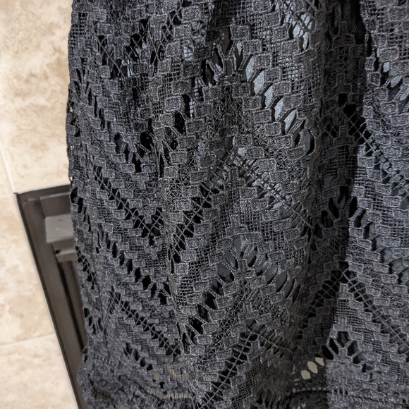 SUGAR+LIPS "ALL MY LOVE" PLUNGING LACE/CROCHET BLACK DRESS.  SZ:. XS - Picture 5 of 12